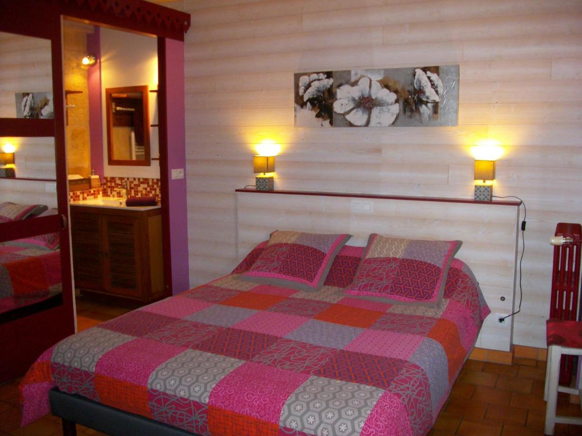 Domaine De Monein Bed & Breakfast Saint-Andre-de-Cubzac Exterior photo