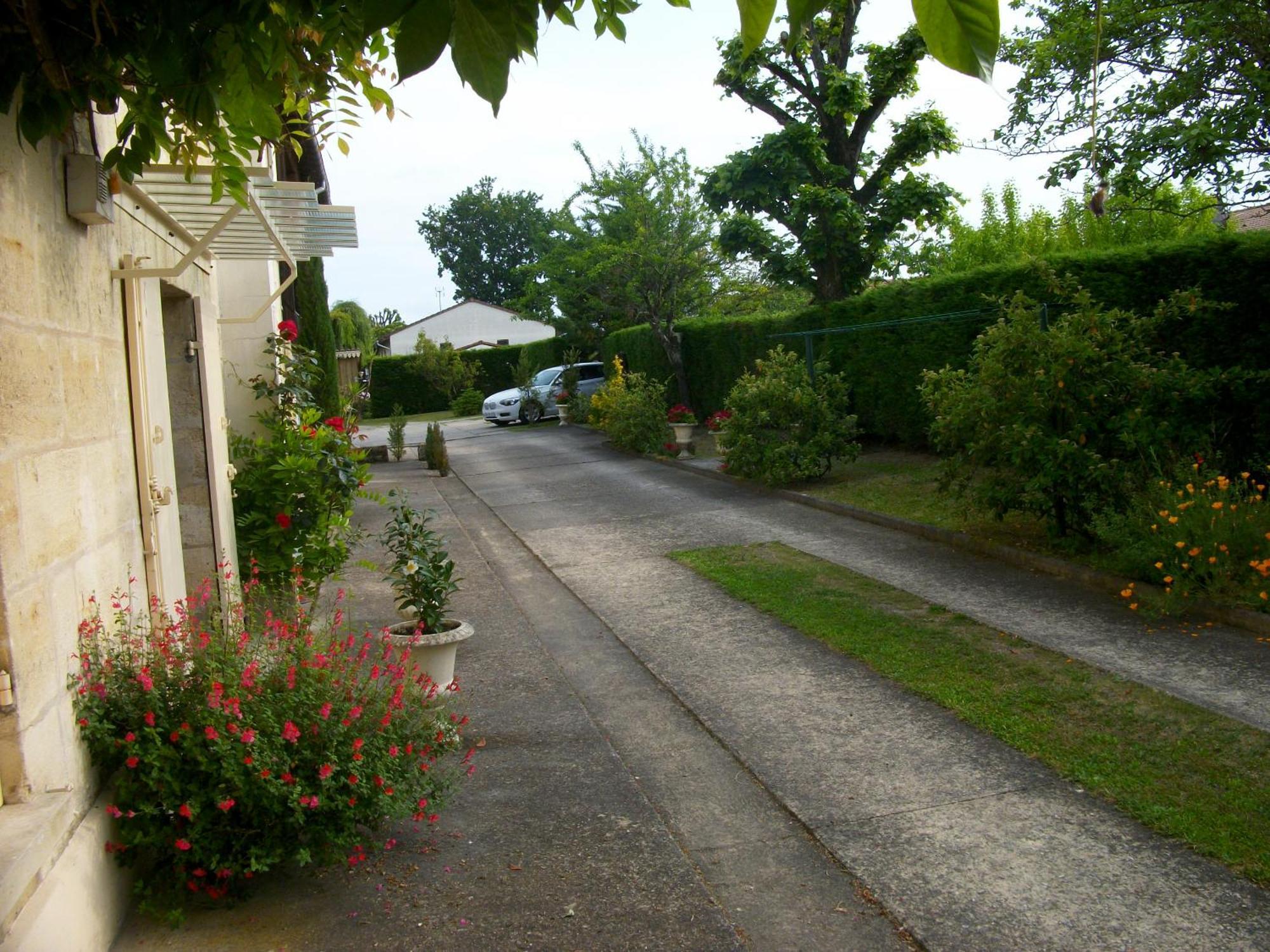 Domaine De Monein Bed & Breakfast Saint-Andre-de-Cubzac Exterior photo
