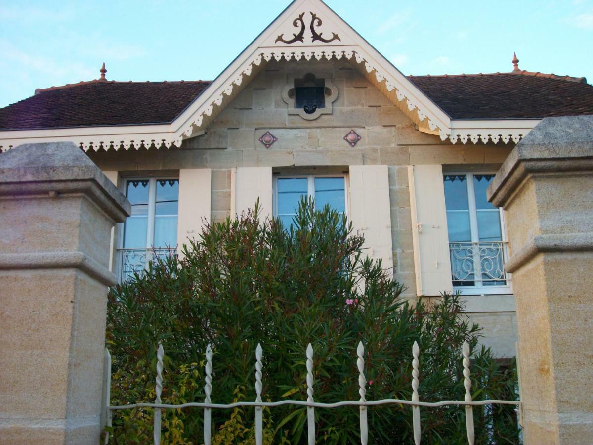 Domaine De Monein Bed & Breakfast Saint-Andre-de-Cubzac Exterior photo